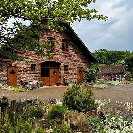 Gaestehaus Peerhus Doensel - Deensten